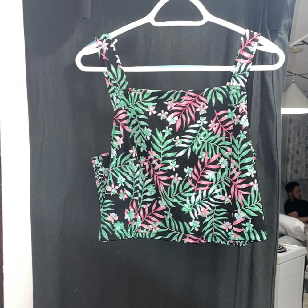 No Boundaries Black and Green Crop Tank & Short Set